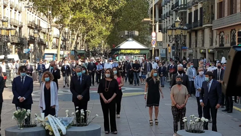 Homenaje a las víctimas del atentado de las Ramblas de Barcelona Homenaje a las víctimas del atentado de las Ramblas de Barcelona