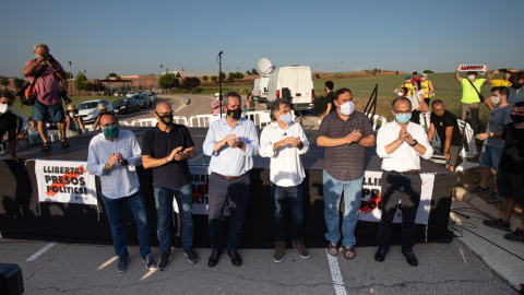 Los presos del 1-O, en su comparecencia antes de su nuevo ingreso en prisión. Pau Venteo / Europa Press Los presos del 1-O, en su comparecencia antes de su nuevo ingreso en prisión. Pau Venteo / Europa Press