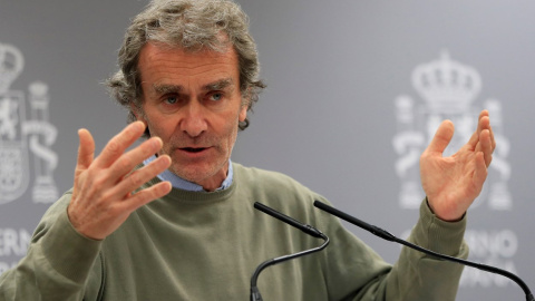 El director del Centro de Coordinación de Alertas y Emergencias Sanitarias, Fernando Simón, da una rueda de prensa, este viernes en Madrid. /EFE El director del Centro de Coordinación de Alertas y Emergencias Sanitarias, Fernando Simón, da una rueda de prensa, este viernes en Madrid. /EFE