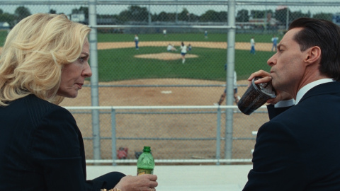 Allison Janney y Hugh Jackman