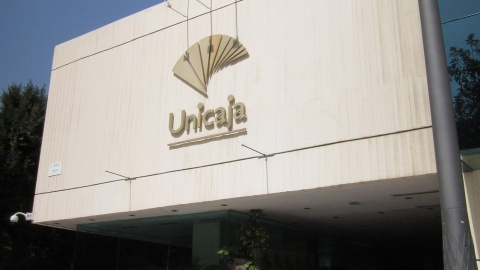 El logo de Unicaja, en la sede de la entidad en Málaga. E.P. El logo de Unicaja, en la sede de la entidad en Málaga. E.P.