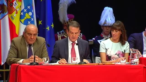 Abel Caballero, investido alcalde de Vigo por cuarto mandato consecutivo Abel Caballero, investido alcalde de Vigo por cuarto mandato consecutivo
