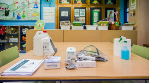 Biblioteca del CEIP Colegio Híspalis, adaptada con las nuevas medidas de seguridad para la prevención de Covid-19 en Sevilla. /María José López / Europa Press Biblioteca del CEIP Colegio Híspalis, adaptada con las nuevas medidas de seguridad para la prevención de Covid-19 en Sevilla. /María José López / Europa Press