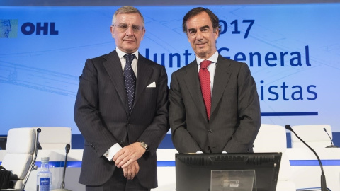 El consejero delegado de OHL, Tomás García Madrid, y el presidente de la compañía, Juan Villar-Mir de Fuentes. E.P. El consejero delegado de OHL, Tomás García Madrid, y el presidente de la compañía, Juan Villar-Mir de Fuentes. E.P.