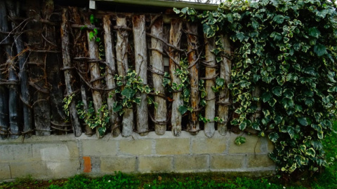 Hórreo deconstruido en Cecebre (A Coruña). / LEANDRO DEL RÍO Hórreo deconstruido en Cecebre (A Coruña). / LEANDRO DEL RÍO