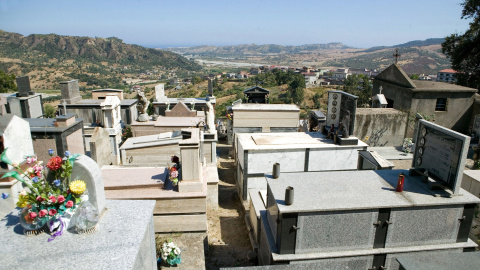 Imagen del cementerio de San Luca. - AFP Imagen del cementerio de San Luca. - AFP