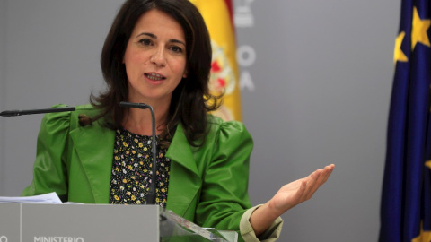 La secretaria de Estado de Sanidad, Silvia Calzón, comparece en rueda de prensa para dar cuenta de los últimos datos de la pandemia de coronavirus en España, este jueves en el Ministerio de Sanidad, en Madrid. EFE/ Fernando Alvarado La secretaria de Estado de Sanidad, Silvia Calzón, comparece en rueda de prensa para dar cuenta de los últimos datos de la pandemia de coronavirus en España, este jueves en el Ministerio de Sanidad, en Madrid. EFE/ Fernando Alvarado