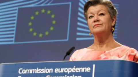 La UE cambia de rumbo y abre la puerta a la compra de vacunas contra la covid-19 a través de la OMS La UE cambia de rumbo y abre la puerta a la compra de vacunas contra la covid-19 a través de la OMS