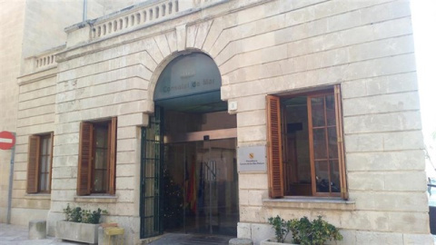 Podemos y los ecosoberanistas de MÉS per Mallorca no aceptan la propuesta de reparto de consellerias. Europa Press Podemos y los ecosoberanistas de MÉS per Mallorca no aceptan la propuesta de reparto de consellerias. Europa Press