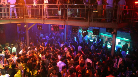 Imagen de archivo de una discoteca. Imagen de archivo de una discoteca.