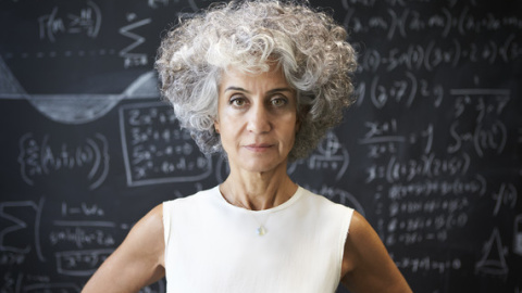 Los científicos aún no saben por qué los melanocitos del cabello dejan de funcionar y las canas aparecen. / AdobeStock Los científicos aún no saben por qué los melanocitos del cabello dejan de funcionar y las canas aparecen. / AdobeStock