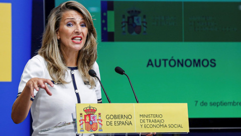 La ministra de Trabajo y Economía Social, Yolanda Díaz, durante la reunión mantenida con las organizaciones más representativas de Trabajo Autónomo, Economía Social y Responsabilidad Social de las Empresas. /EFE La ministra de Trabajo y Economía Social, Yolanda Díaz, durante la reunión mantenida con las organizaciones más representativas de Trabajo Autónomo, Economía Social y Responsabilidad Social de las Empresas. /EFE