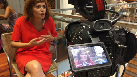 Elsenda Alamany, membre de l'Executiva de Catalunya en Comú durant l'entrevista amb Públic