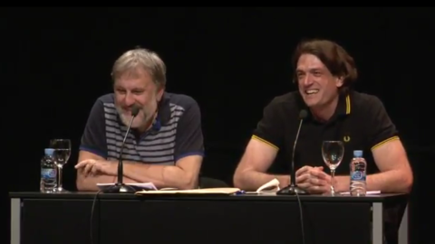 Slavoj Zizek durante la conferencia de este miércoles en el Circulo de Bellas Artes de Madrid Slavoj Zizek durante la conferencia de este miércoles en el Circulo de Bellas Artes de Madrid