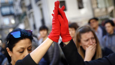 Una concentración en repulsa de a un asesinato machista en en Pamplona.- EFE/Villar López Una concentración en repulsa de a un asesinato machista en en Pamplona.- EFE/Villar López