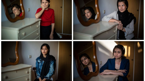 Atefe, Farizeh, Habibe y Parisa, cuatro solicitantes de asilo afganas que viven en un piso gracias a un colectivo de mujeres Wish, en la isla griega de Lesbos.- JAIRO VARGAS