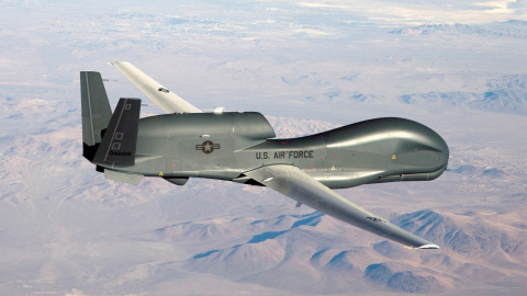 Un RQ-4 Global Hawk, en una imagen de archivo. / REUTERS Un RQ-4 Global Hawk, en una imagen de archivo. / REUTERS