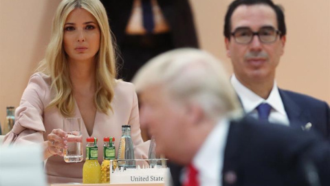 Ivanka Trump ocupa el lugar de su padre Ivanka Trump ocupa el lugar de su padre