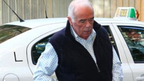 El extesorero de Alianza Pupular (AP) Rosendo Naseiro, a su llegada al Tribunal Superior de Justicia de Madrid donde compareció para testificar sobre su relación con el extesorero del PP Luis Bárcenas. El extesorero de Alianza Pupular (AP) Rosendo Naseiro, a su llegada al Tribunal Superior de Justicia de Madrid donde compareció para testificar sobre su relación con el extesorero del PP Luis Bárcenas.