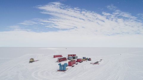 El equipo de investigadores de SALSA durante la expedición para acceder a las aguas del lago Mercer, a más de mil metros de profundidad en la Antártida.- SALSA El equipo de investigadores de SALSA durante la expedición para acceder a las aguas del lago Mercer, a más de mil metros de profundidad en la Antártida.- SALSA