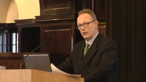 Ben Emmerson, advocat d'Oriol Junqueras, Jordi Sànchez i Jordi Cuixart davant l'ONU. CCMA Ben Emmerson, advocat d'Oriol Junqueras, Jordi Sànchez i Jordi Cuixart davant l'ONU. CCMA