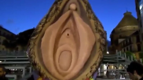 Juzgan a una mujer por la procesión del 'Santo Chumino Rebelde' del 8M de 2013 Juzgan a una mujer por la procesión del 'Santo Chumino Rebelde' del 8M de 2013