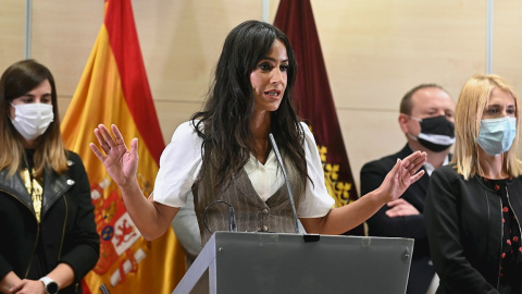 16/10/2020.- La portavoz de Ciudadanos (Cs) en el Ayuntamiento de Madrid, Begoña Villacis, hoy viernes junto a todos los concejales de su grupo municipal, que han presentado una declaración en relación al cambio de nombres en el callejero de la ciudad. 16/10/2020.- La portavoz de Ciudadanos (Cs) en el Ayuntamiento de Madrid, Begoña Villacis, hoy viernes junto a todos los concejales de su grupo municipal, que han presentado una declaración en relación al cambio de nombres en el callejero de la ciudad.