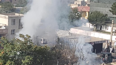 Una imagen de la explosión en Kabul en un instituto de la capital / Reuters Una imagen de la explosión en Kabul en un instituto de la capital / Reuters