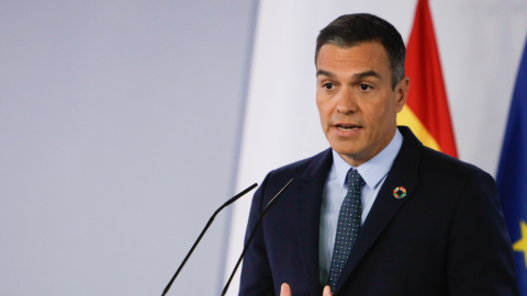 Sánchez alerta de que la situación es "grave" y pide unidad y disciplina social para evitar el confinamiento