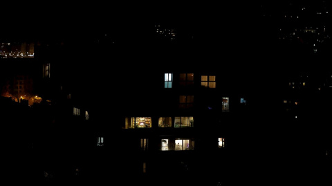 Vista de un edificio de viviendas en San Sebastián, este lunes. EFE Vista de un edificio de viviendas en San Sebastián, este lunes. EFE