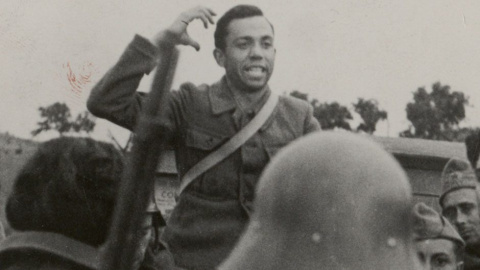 Miguel Hernández durante la Guerra Civil. Miguel Hernández durante la Guerra Civil.