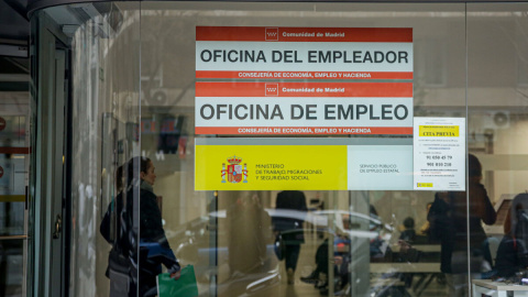 Foto de archivo de una oficina del Servicio Público de Empleo Estatal (SEPE). Foto de archivo de una oficina del Servicio Público de Empleo Estatal (SEPE).