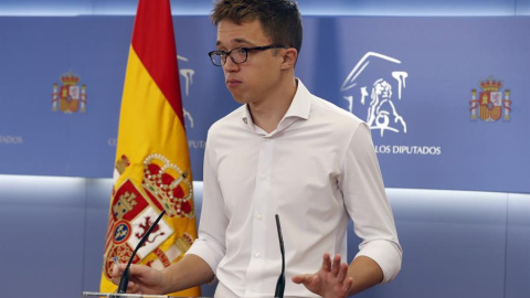 27/10/2020.- El portavoz de Más País, íñigo Errejón, durante la rueda de prensa posterior a la reunión de la Junta de Portavoces celebrada este martes en el Congreso. 27/10/2020.- El portavoz de Más País, íñigo Errejón, durante la rueda de prensa posterior a la reunión de la Junta de Portavoces celebrada este martes en el Congreso.