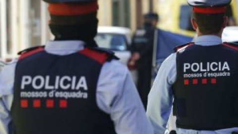 Detenido un profesor de la ESO de Tarragona por abusar al menos de cuatro alumnas Detenido un profesor de la ESO de Tarragona por abusar al menos de cuatro alumnas