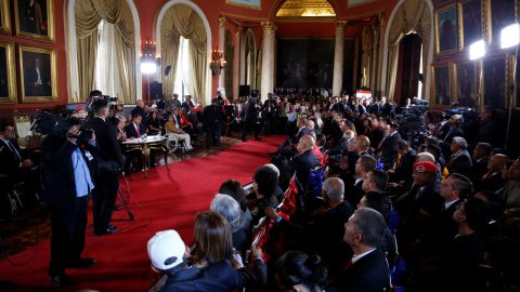 Los miembros de la Asamblea Nacional Constituyente participan en su primera sesión en el Palacio Federal Legislativo. REUTERS/Carlos Garcia Rawlins Los miembros de la Asamblea Nacional Constituyente participan en su primera sesión en el Palacio Federal Legislativo. REUTERS/Carlos Garcia Rawlins