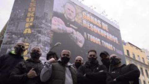 Víctimas de empresas que desalojan viviendas: "Nos dijeron que esto puede ser por las buenas... o por las malas" Víctimas de empresas que desalojan viviendas: "Nos dijeron que esto puede ser por las buenas... o por las malas"