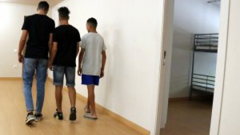 La manca de places, el racisme i un mercat de l'habitatge excloent aboquen els joves migrats i extutelats al carrer La manca de places, el racisme i un mercat de l'habitatge excloent aboquen els joves migrats i extutelats al carrer