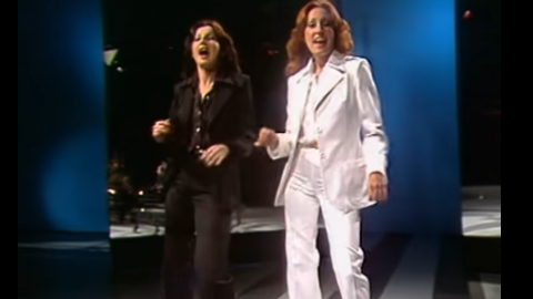 Imagen del dúo Baccara, formado por María Mendiola (d) y Cristina Sevilla (i). Imagen del dúo Baccara, formado por María Mendiola (d) y Cristina Sevilla (i).