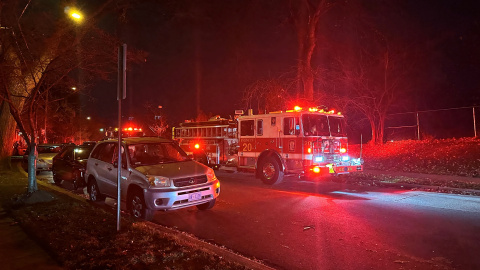 Vehículos de emergencia y policiales rodean el recinto diplomático- 02/12/2022 Vehículos de emergencia y policiales rodean el recinto diplomático- 02/12/2022