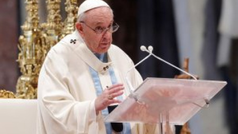 El Papa Francisco ruega a los padres que no "condenen" a sus hijos por su orientación sexual El Papa Francisco ruega a los padres que no "condenen" a sus hijos por su orientación sexual