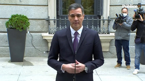 Sánchez, a las derechas: "Honrar la Constitución es cumplirla todos los días del año" Sánchez, a las derechas: "Honrar la Constitución es cumplirla todos los días del año"