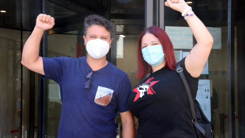 Dos dels activistes dels CDR investigats en el marc de l'operació Judes que van declarar el 21 de juliol de 2020 a Mollet, en una imatge d'arxiu. Dos dels activistes dels CDR investigats en el marc de l'operació Judes que van declarar el 21 de juliol de 2020 a Mollet, en una imatge d'arxiu.