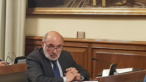 El alcalde de Calatayud y senador por el PP, José Manuel Aranda, durante una comisión de la cámara alta. El alcalde de Calatayud y senador por el PP, José Manuel Aranda, durante una comisión de la cámara alta.