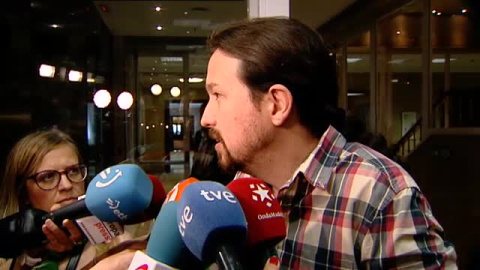 Iglesias acusa al PSOE de "estar obsesionado con los sillones"
