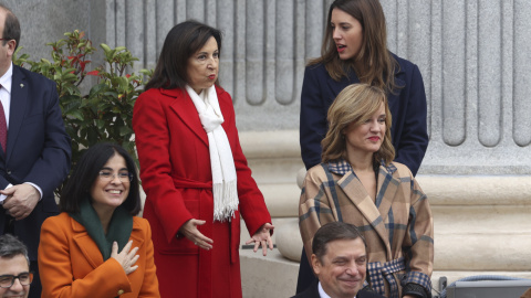06/12/2022.- La ministra de Defensa, Margarita Robles (i) conversa con la ministra de Igualdad, Irene Montero (d) durante los actos de Conmemoración del aniversario de la Constitución este martes en Madrid. EFE/ Kiko Huesca 06/12/2022.- La ministra de Defensa, Margarita Robles (i) conversa con la ministra de Igualdad, Irene Montero (d) durante los actos de Conmemoración del aniversario de la Constitución este martes en Madrid. EFE/ Kiko Huesca