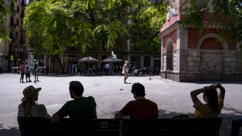 Les places de Gràcia guanyen més espai públic amb l’equiparació de la mida de les terrasses a les de la resta de la ciutat Les places de Gràcia guanyen més espai públic amb l’equiparació de la mida de les terrasses a les de la resta de la ciutat