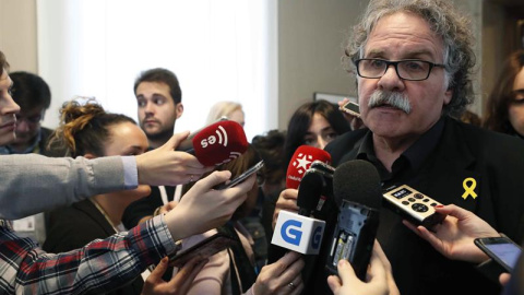 El portavoz del grupo parlamentario ERC, Joan Tardá, a su llegada al Congreso. - EFE El portavoz del grupo parlamentario ERC, Joan Tardá, a su llegada al Congreso. - EFE