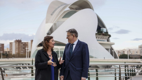 La presidenta del Govern de Illes Balears, Francina Armengol, y el presidente de la Generalitat Valenciana, Ximo Puig, en la II Cumbre Illes Balears-País Valencià, en el Museo de las Ciencias de València, a 14 de de diciembre de 2022, en Valencia, Paí La presidenta del Govern de Illes Balears, Francina Armengol, y el presidente de la Generalitat Valenciana, Ximo Puig, en la II Cumbre Illes Balears-País Valencià, en el Museo de las Ciencias de València, a 14 de de diciembre de 2022, en Valencia, Paí