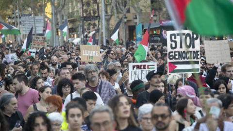 Varios cientos de personas se manifiestan en Barcelona para denunciar el "genocidio" en Palestina por parte de Israel, a 27 de septiembre de 2024. Varios cientos de personas se manifiestan en Barcelona para denunciar el "genocidio" en Palestina por parte de Israel, a 27 de septiembre de 2024.