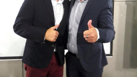 Albert Rivera y Sadat Maraña, uno de los suspendidos de militancia/Twitter Albert Rivera y Sadat Maraña, uno de los suspendidos de militancia/Twitter